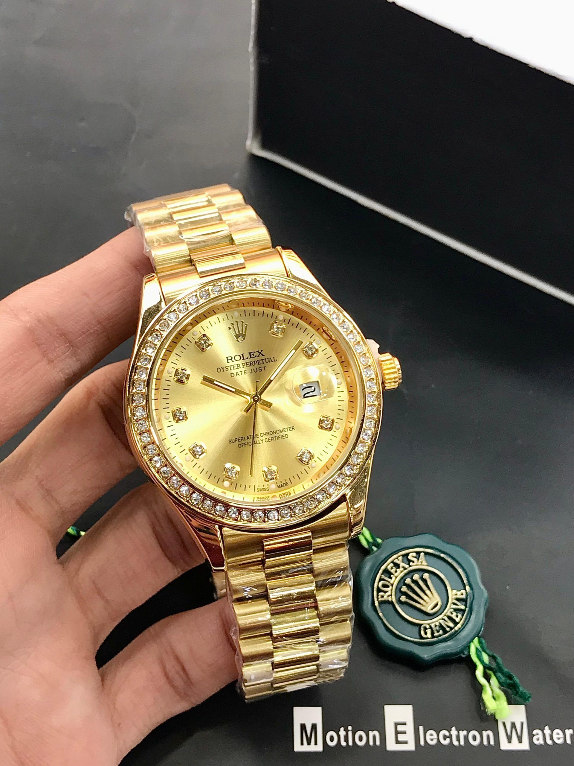 Diamond cut watch Karachi, chain model watch for women, luxury women’s watches Pakistan, stylish watches Shop2Door, diamond stone watches Karachi, women’s accessories Pakistan
