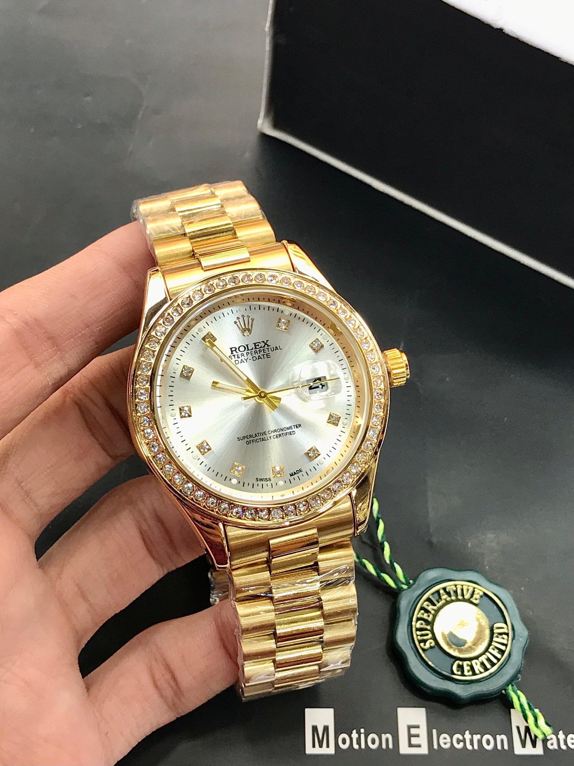 Diamond cut watch Karachi, chain model watch for women, luxury women’s watches Pakistan, stylish watches Shop2Door, diamond stone watches Karachi, women’s accessories Pakistan