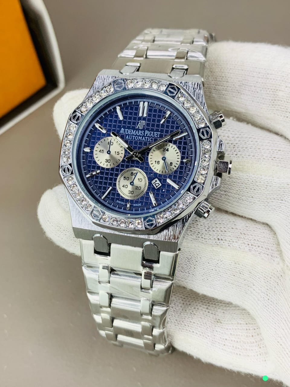 AP Diamonds Bezel Watch – Master Copy