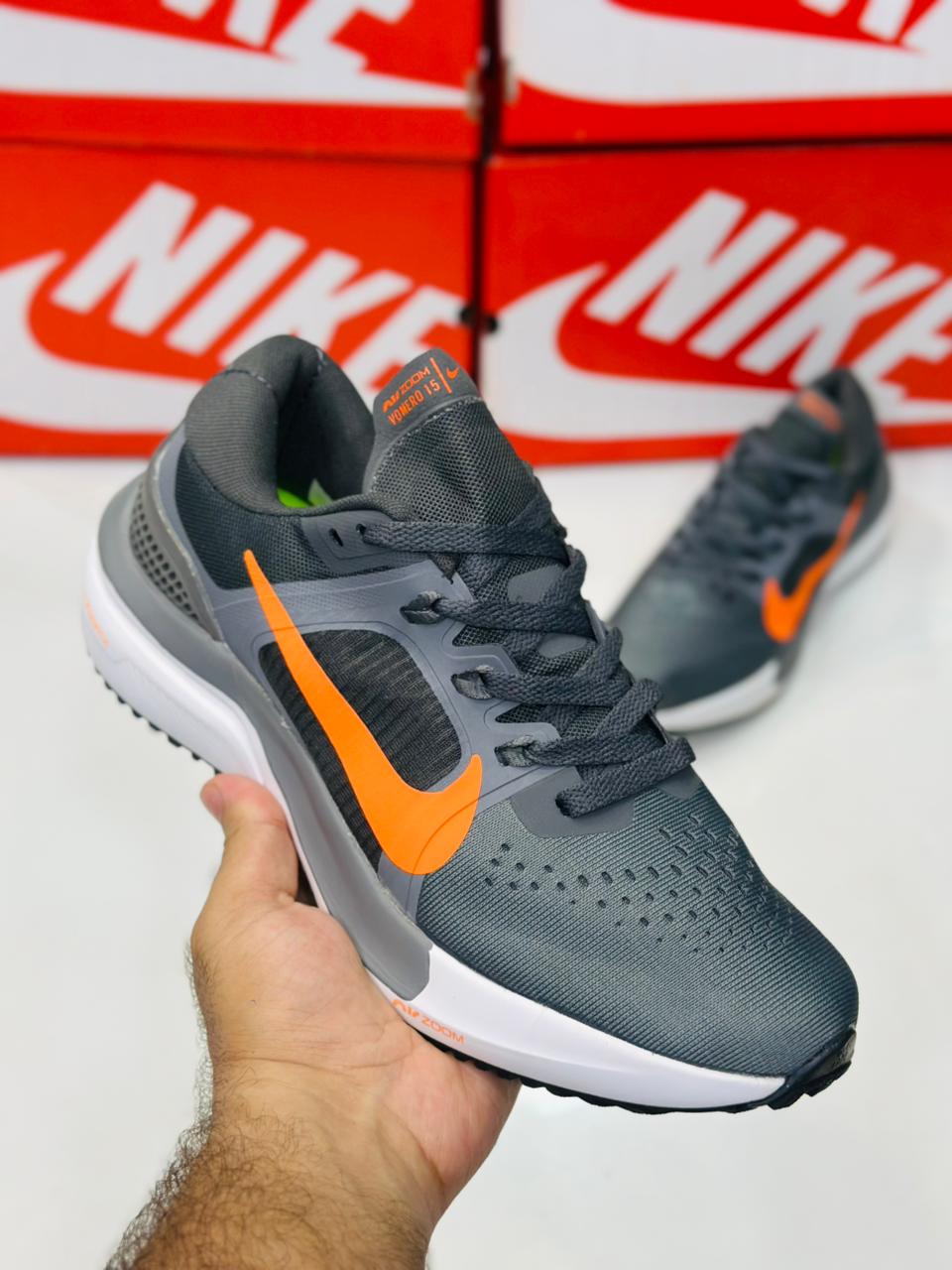 nike air zoom vomero 15 running shoes men pakistan