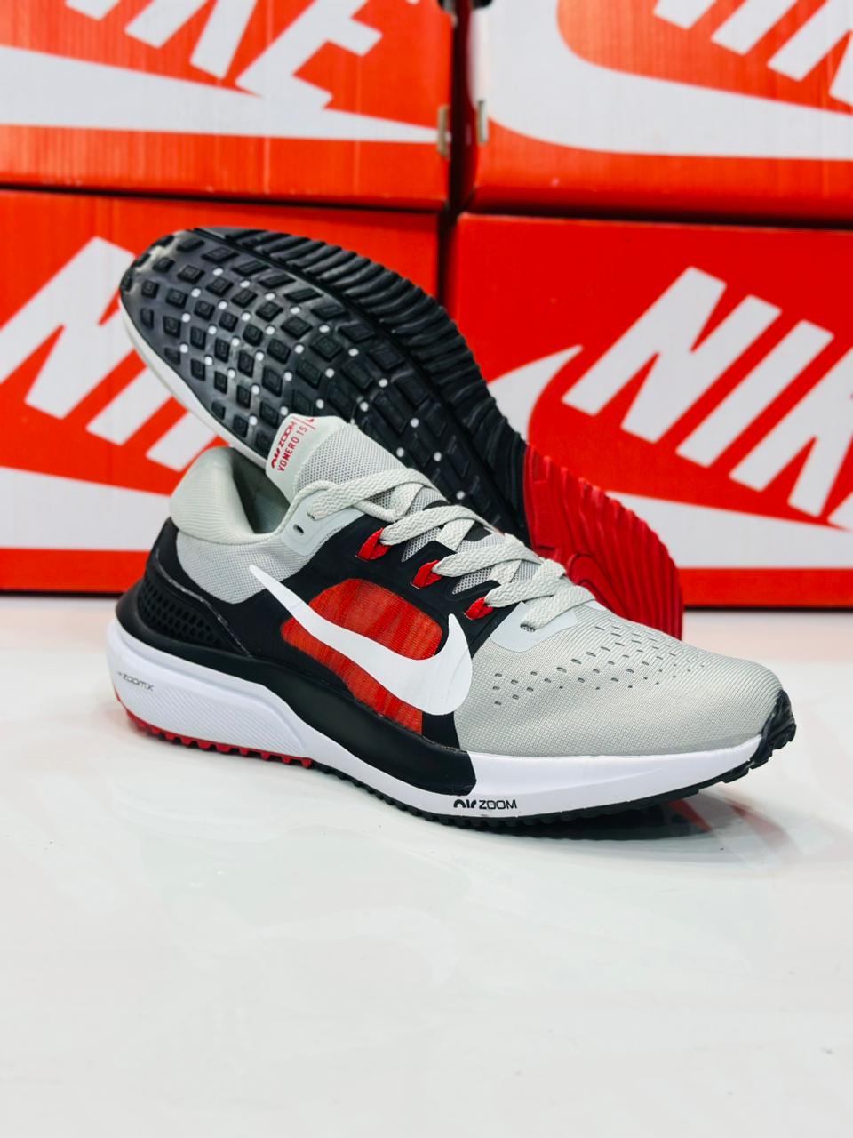nike air zoom vomero 15 running shoes men pakistan