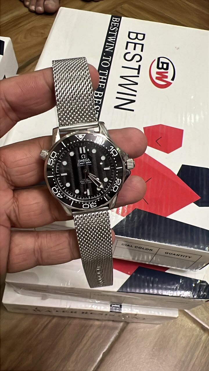 Omega Seamaster 007 Edition Watch for Men in Pakistan