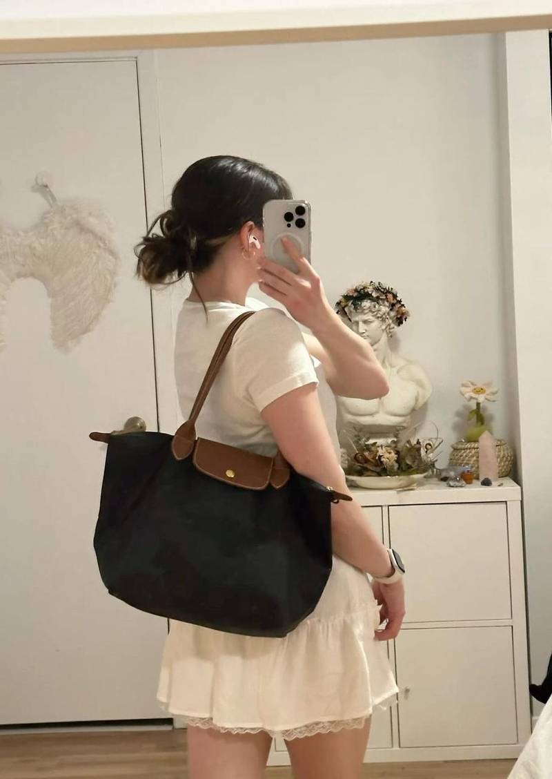 Longchamp Medium Tote Bag Pakistan