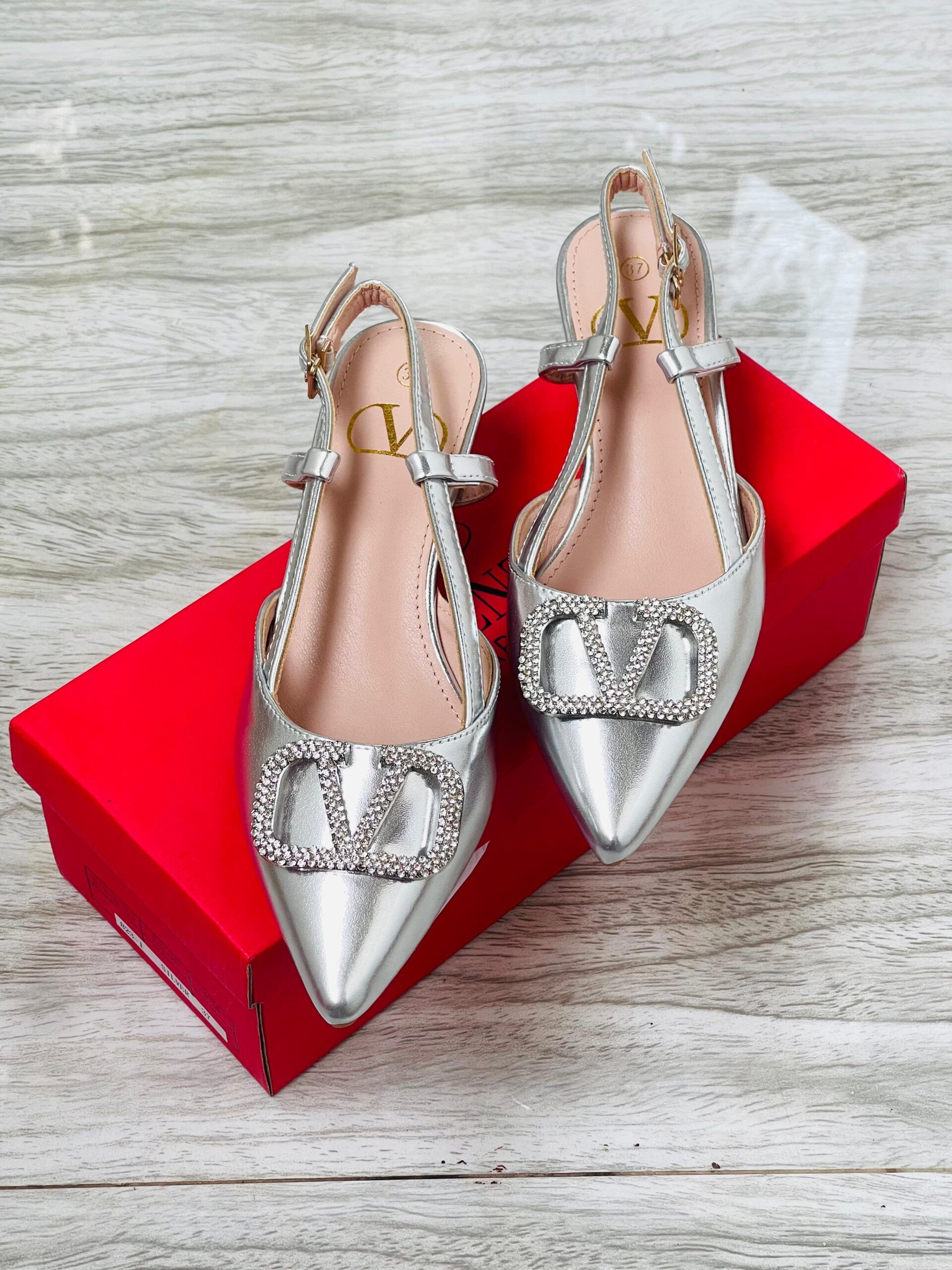 VALENTINO V Heels – Imported Master Copy Heels in 4 Stunning Colors (Size 36–41)