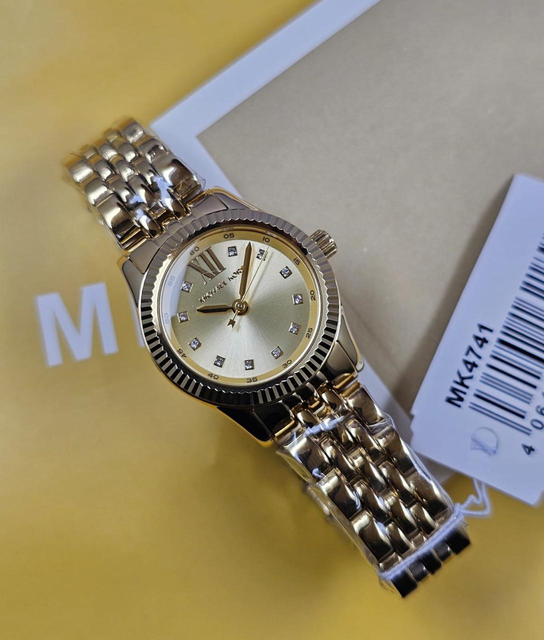 Michael Kors women watch original with box