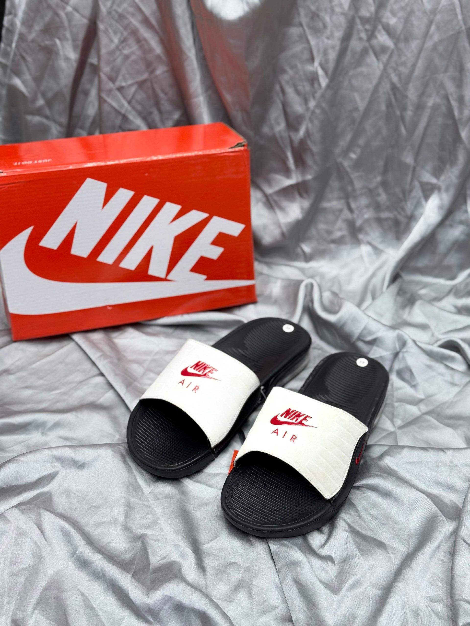 NIKE Air Max 90 Slides Karachi