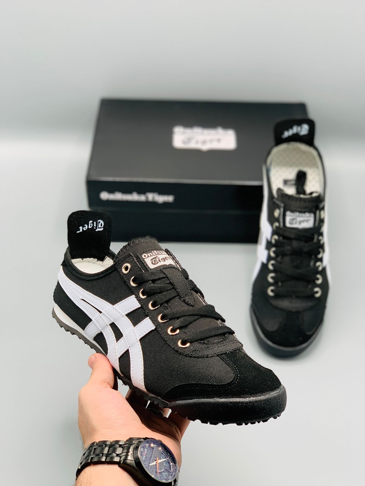 Onitsuka Tiger Shoes for Men in Pakistan | Premium Canvas Sneakers | Retro Vintage Style