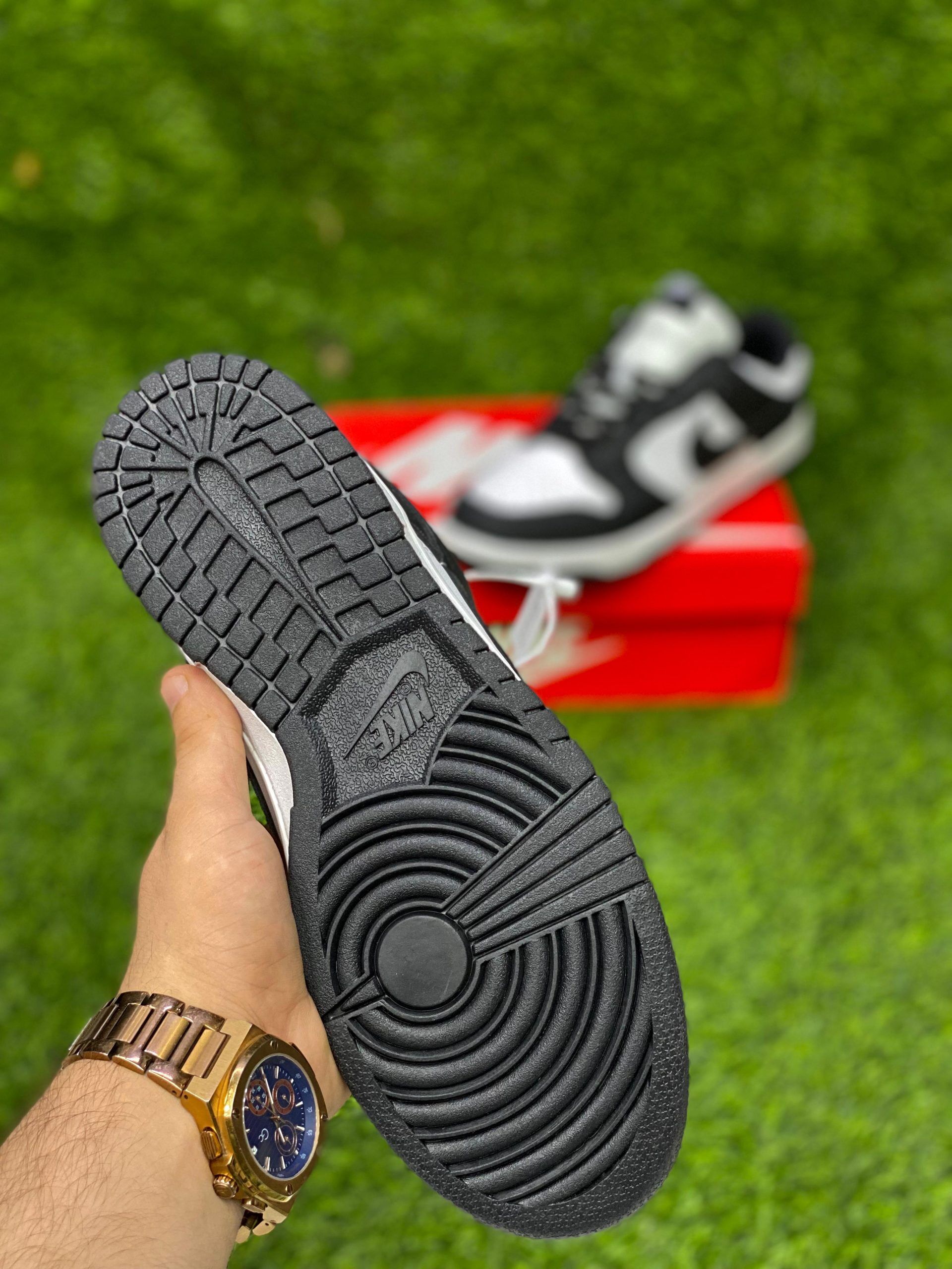 Nike SB Dunk Panda Low Karachi, Premium Sneakers Pakistan, Nike Shoes Karachi, Shop2Door Nike SB Dunk, Panda Low Sneakers Pakistan, Stylish Footwear Karachi.