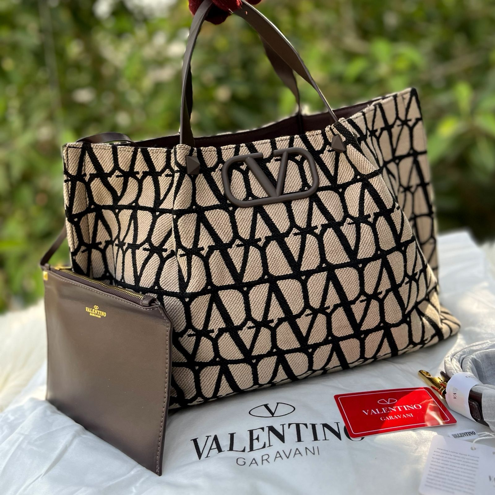 VALENTINO 2-Piece Handbag Set – Master Quality for Modern Pakistani Women