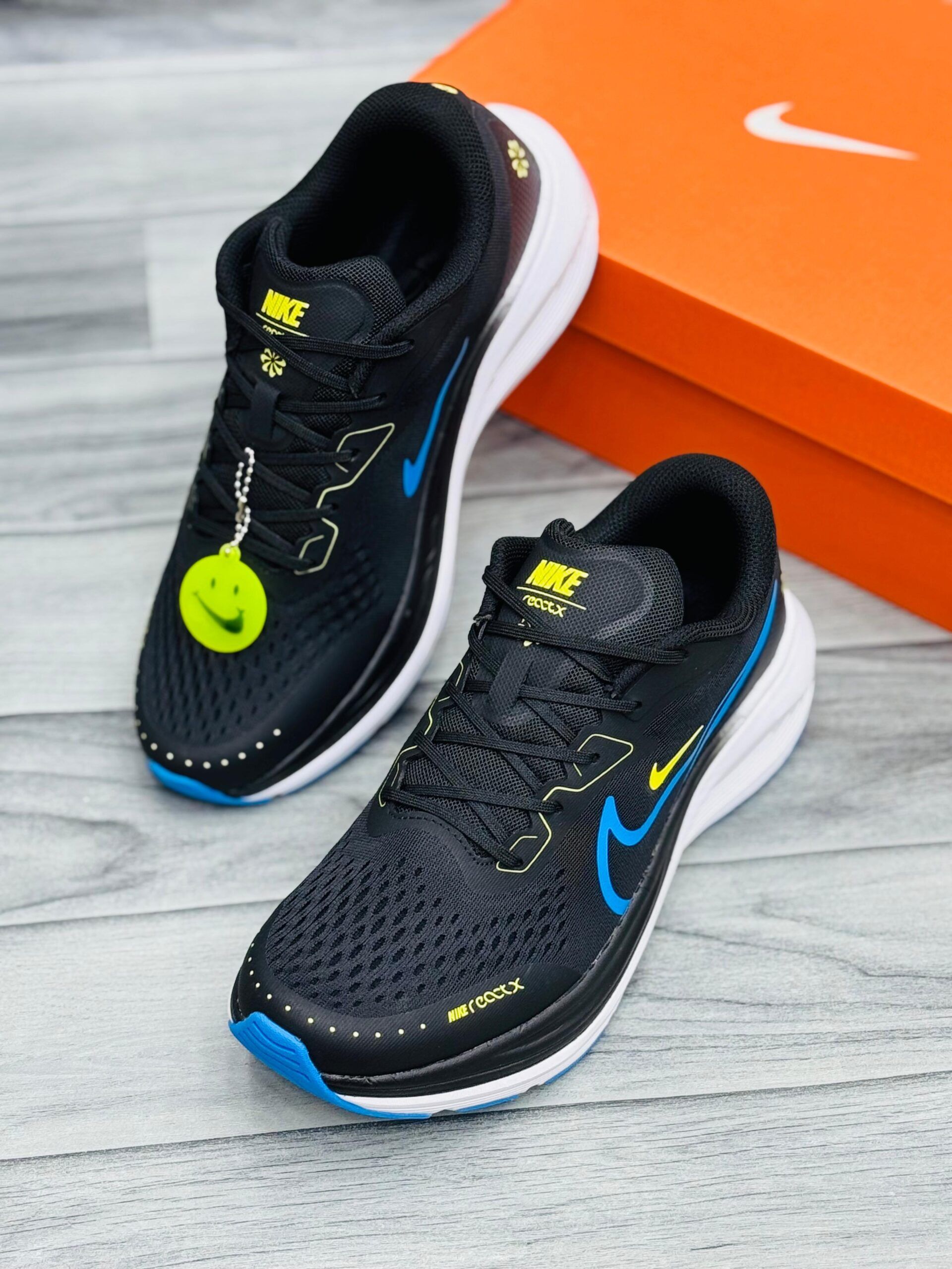 Nike Air Alpha Zoom Runners