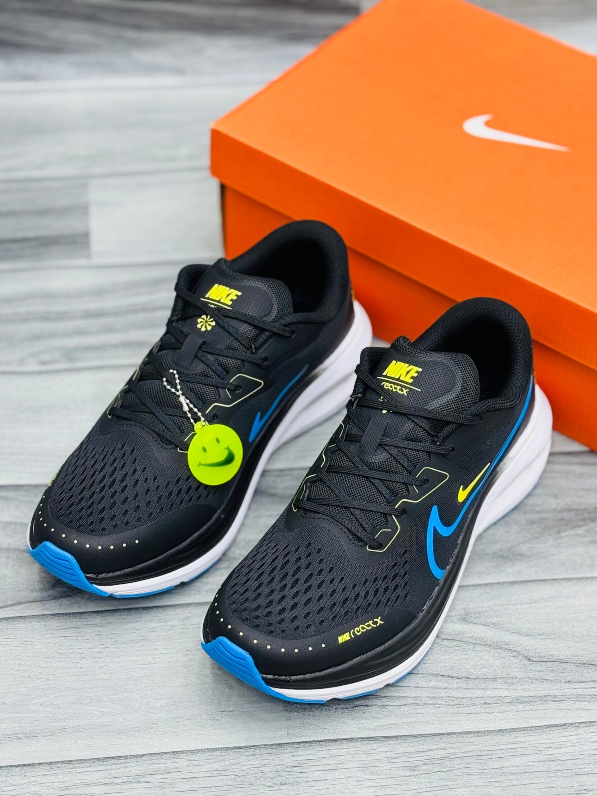 Nike Air Alpha Zoom Runners