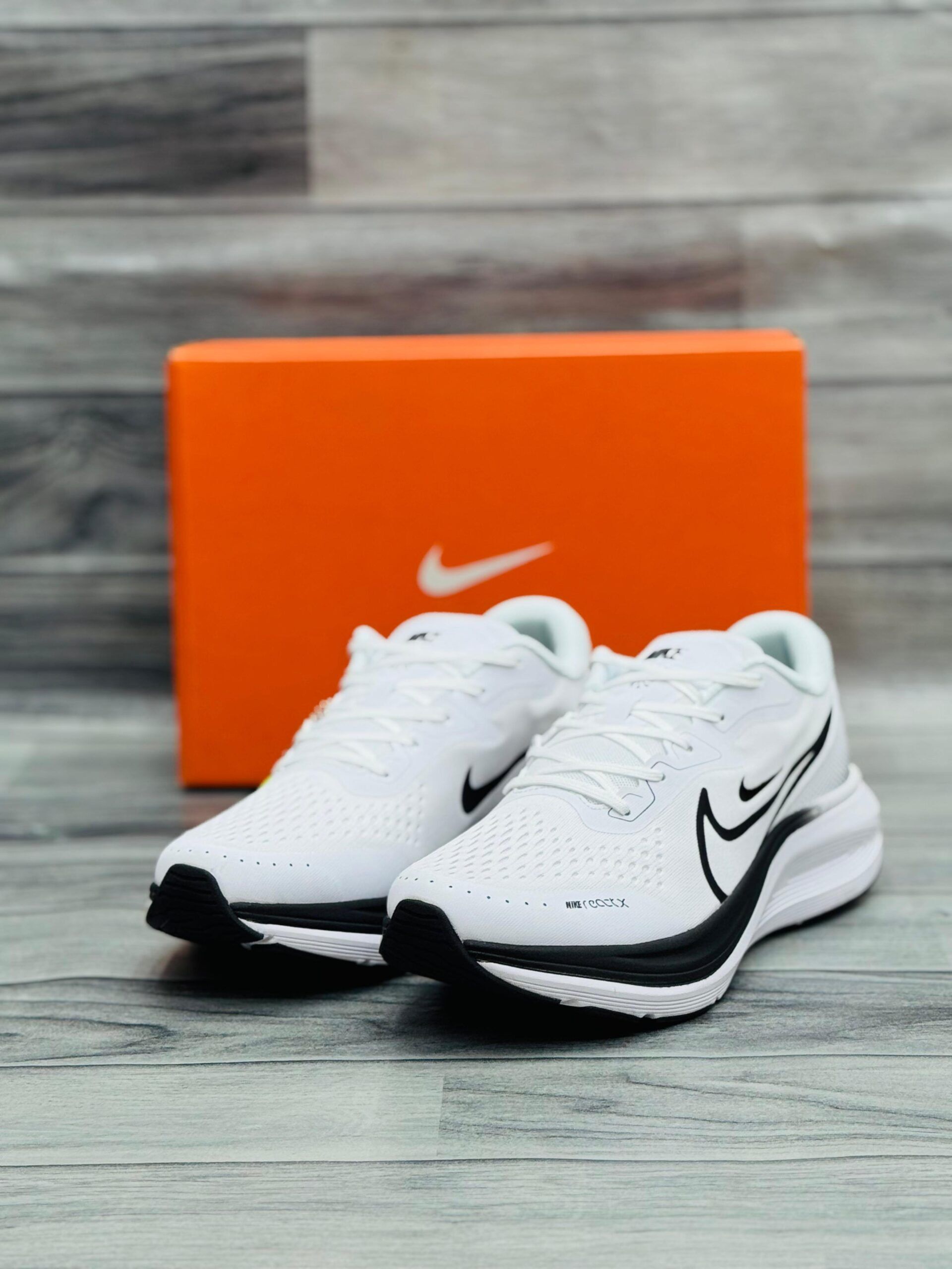 Nike Air Alpha Zoom Runners