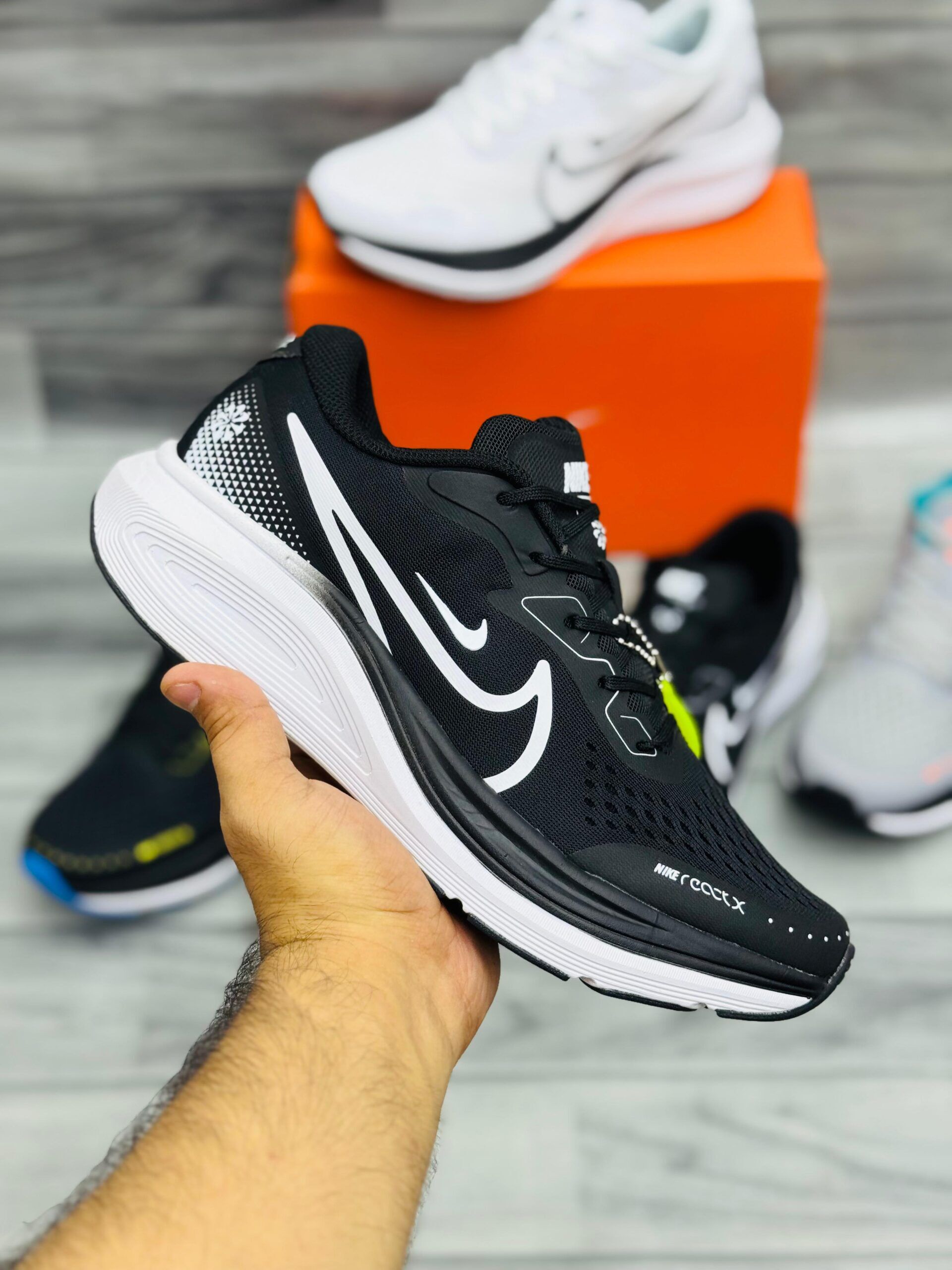 Nike Air Alpha Zoom Runners