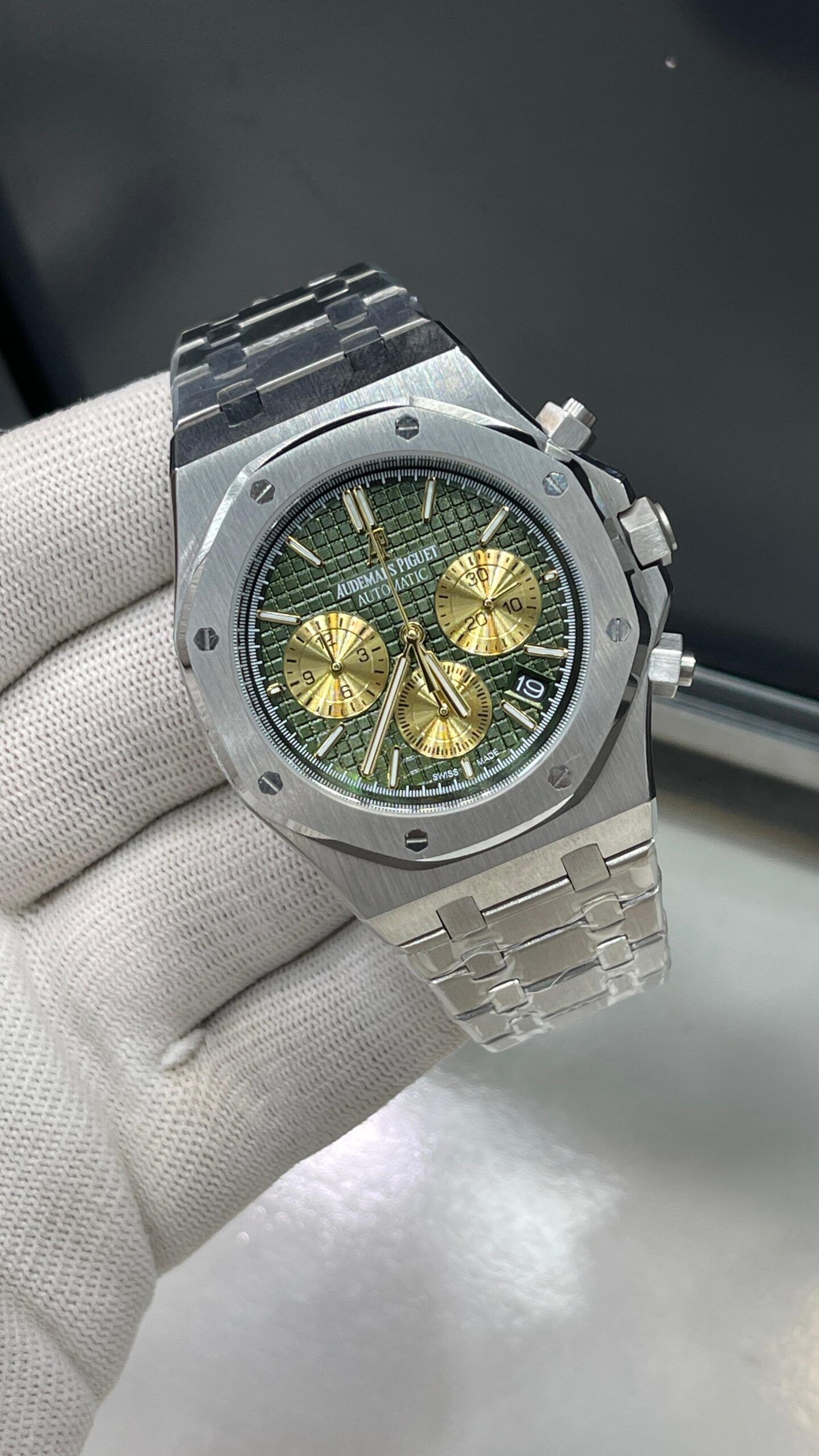 AP Master Copy Watch – Honorable Series with Chronograph Working | Best Quality in Pakistan