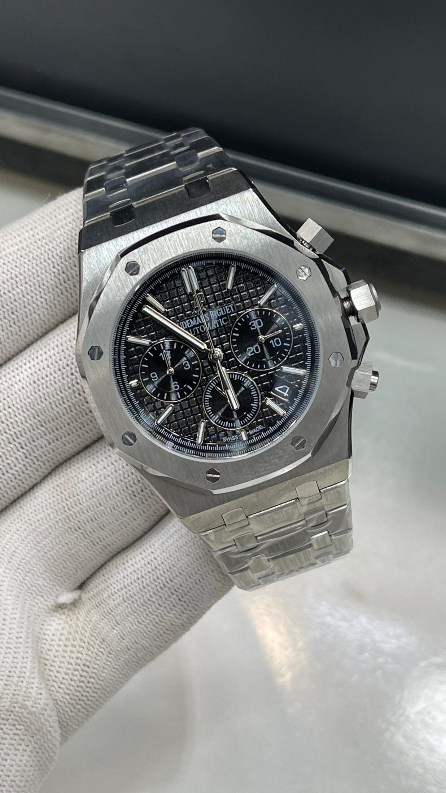 AP Master Copy Watch – Honorable Series with Chronograph Working | Best Quality in Pakistan