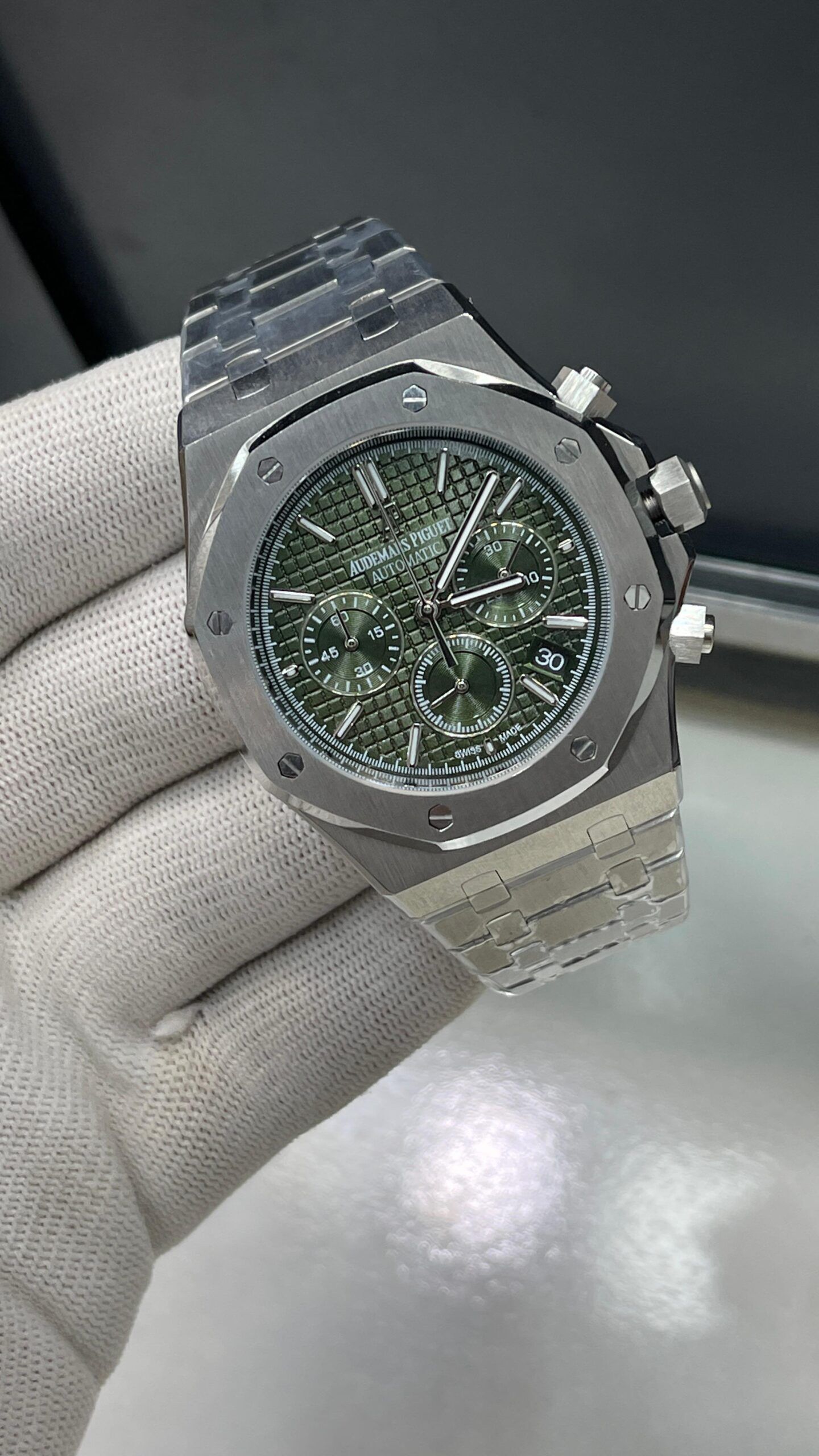 AP Master Copy Watch – Honorable Series with Chronograph Working | Best Quality in Pakistan