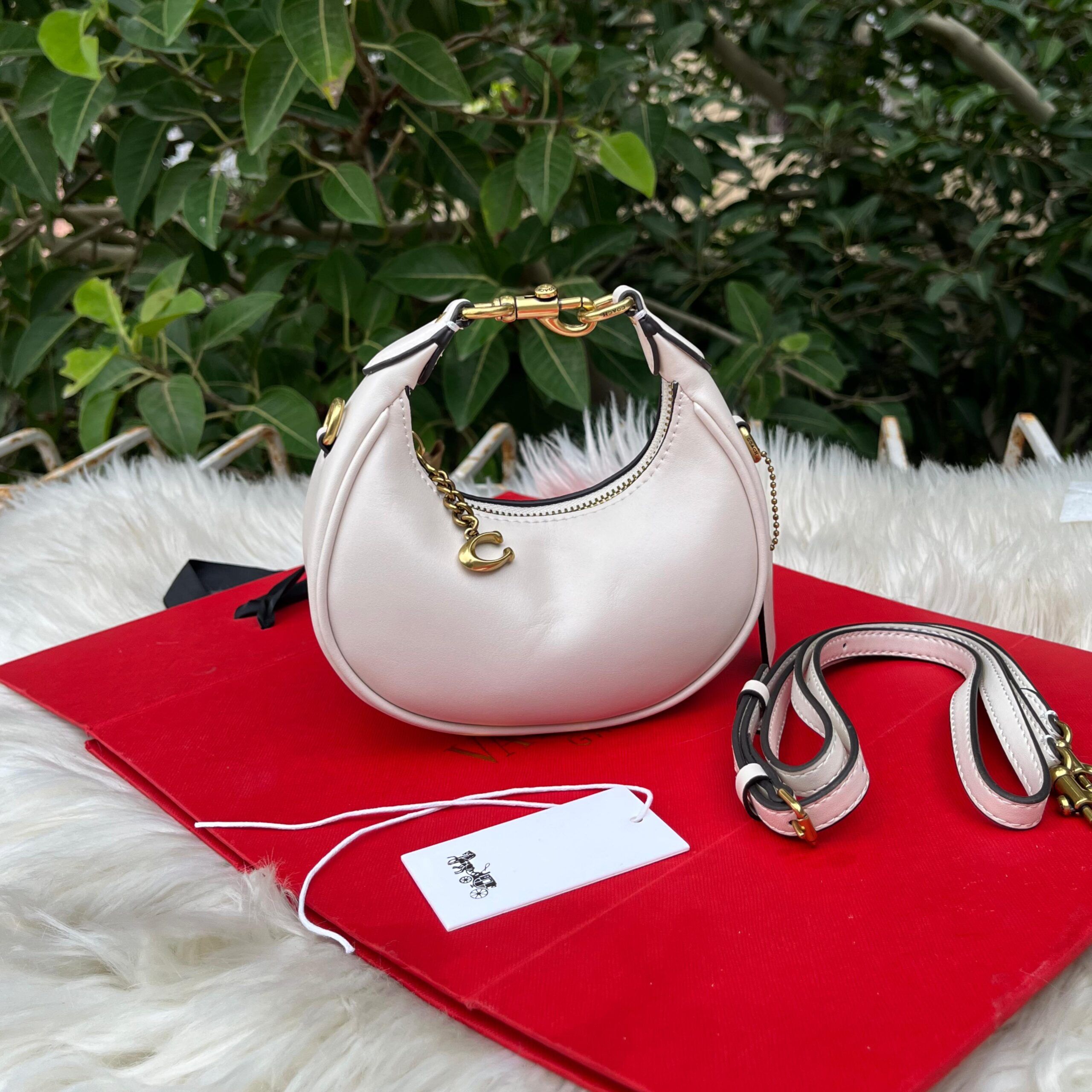 COACH Jonie Crossbody master copy bag in Pakistan