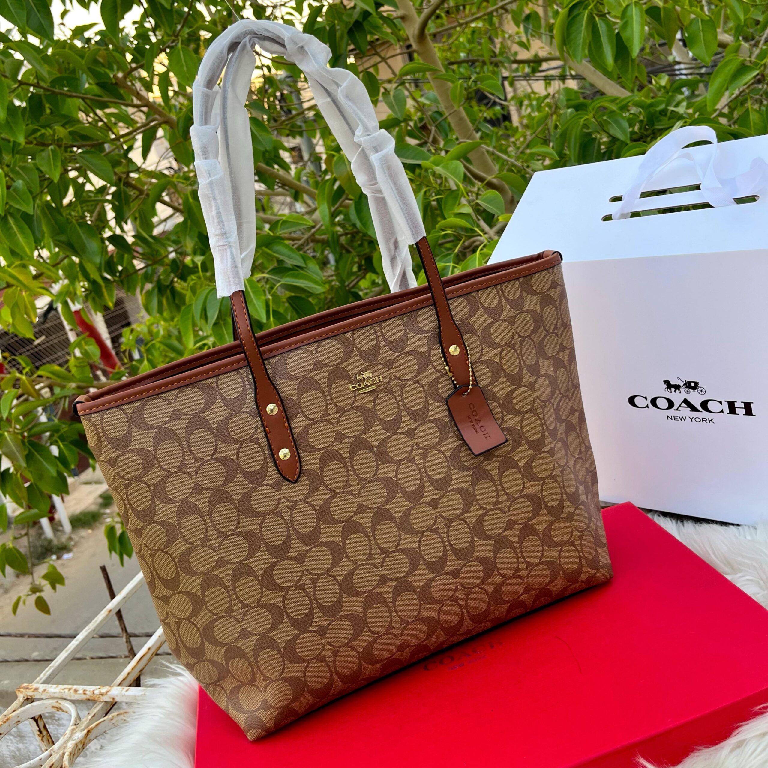 Coach Master Quality Tote Bag with Dust Bag & Box