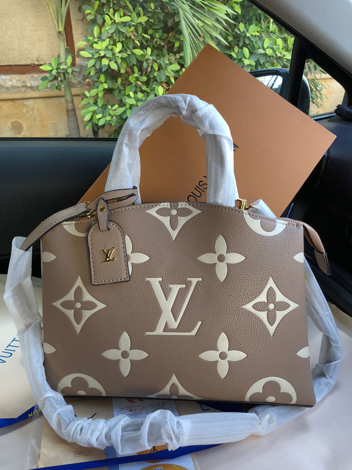 Louis Vuitton OG bag for her AAA quality