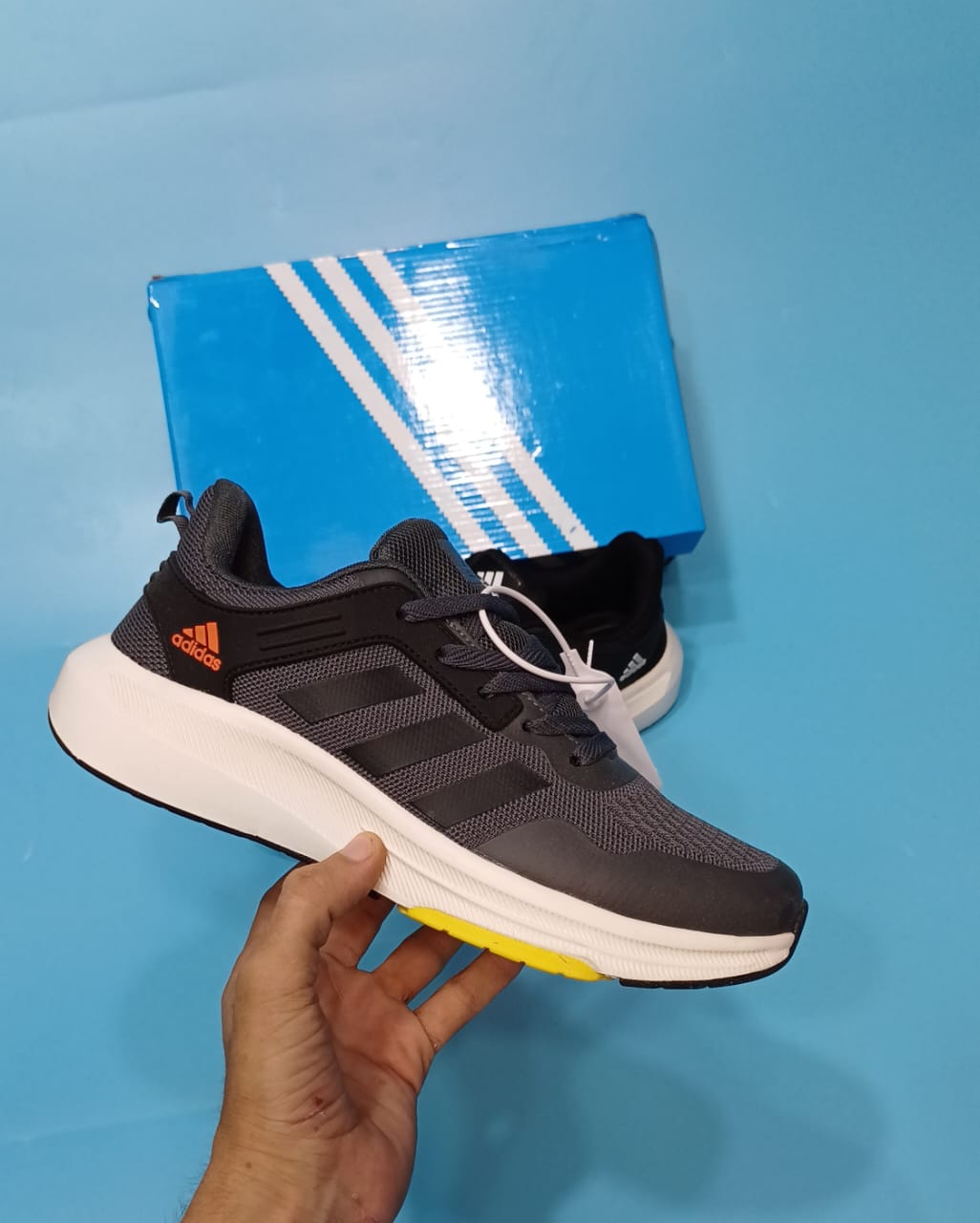 Buy Adidas Sneaker Vietnam Made in Pakistan – Super Lightweight Sneakers