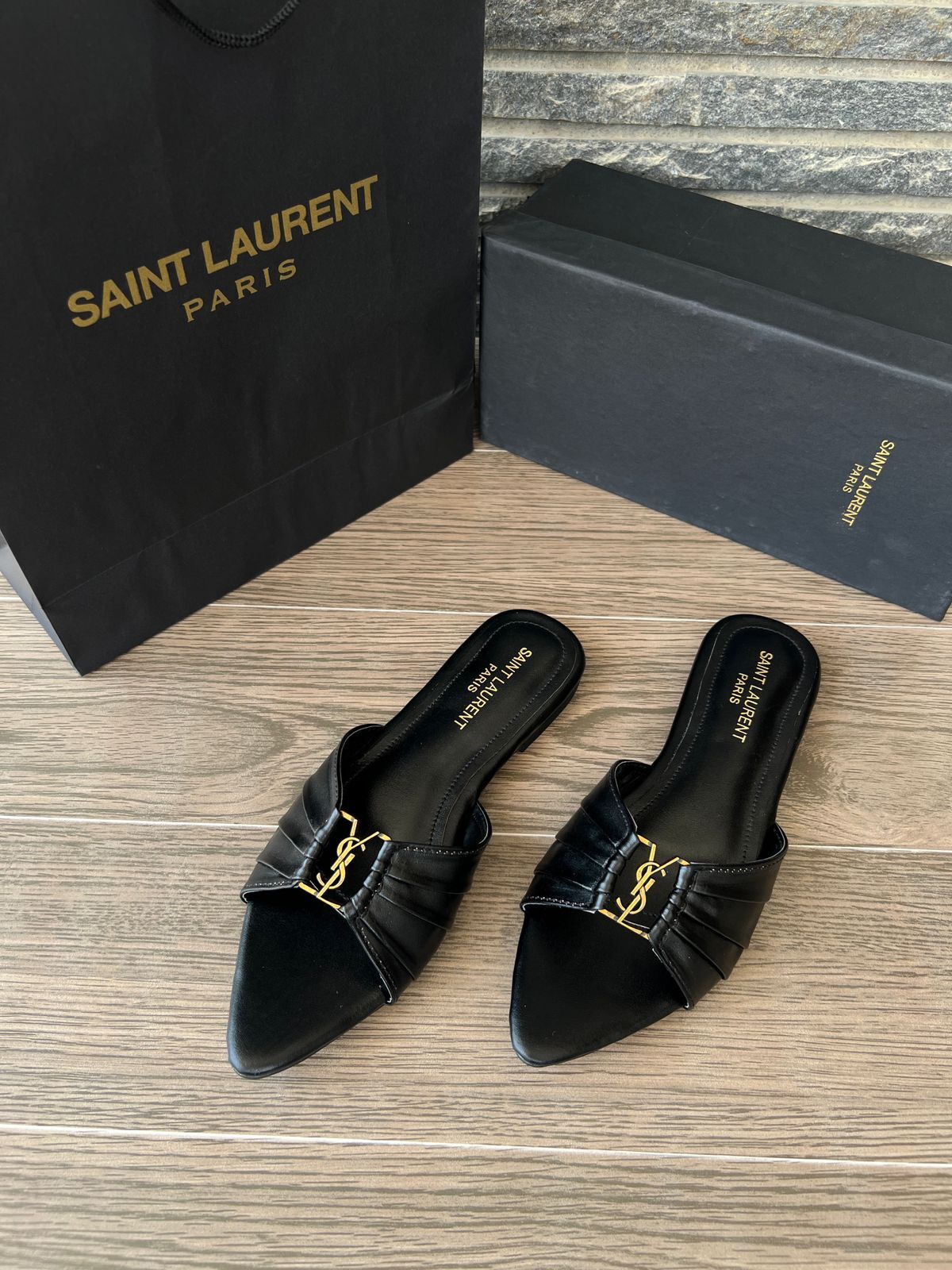 YSL Replica Flats for Women in Pakistan