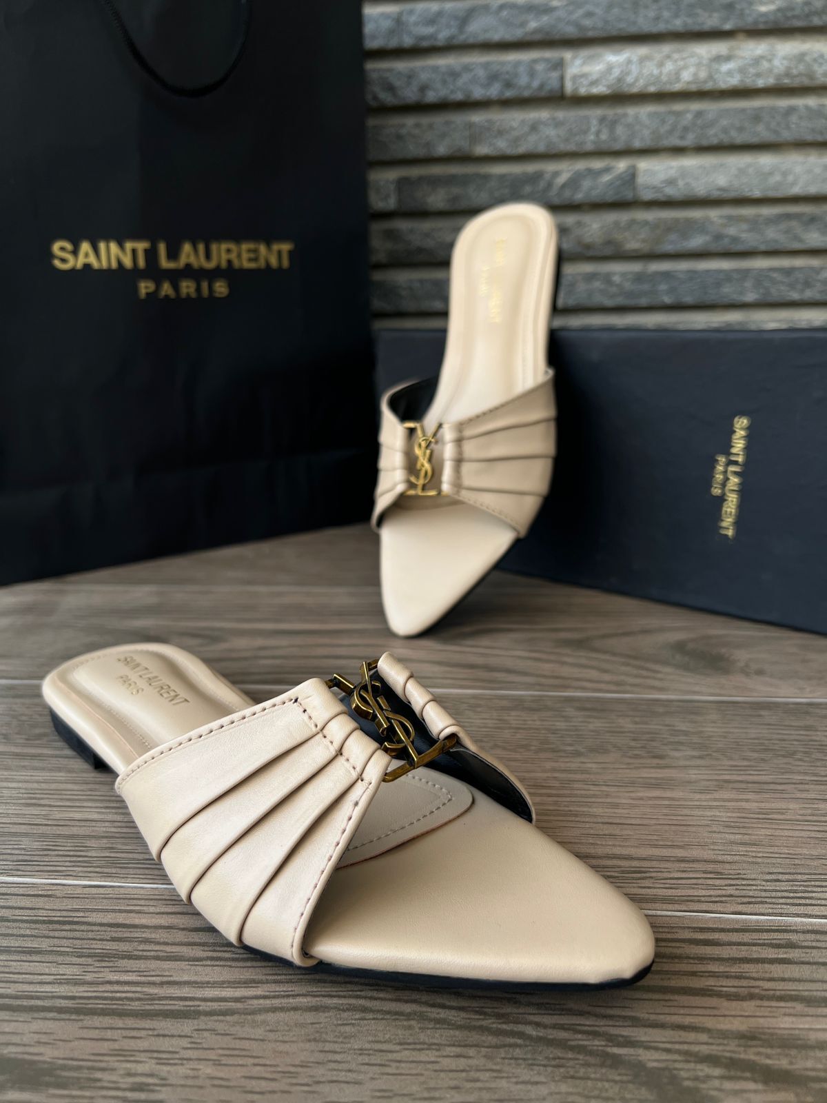 YSL Replica Flats for Women in Pakistan