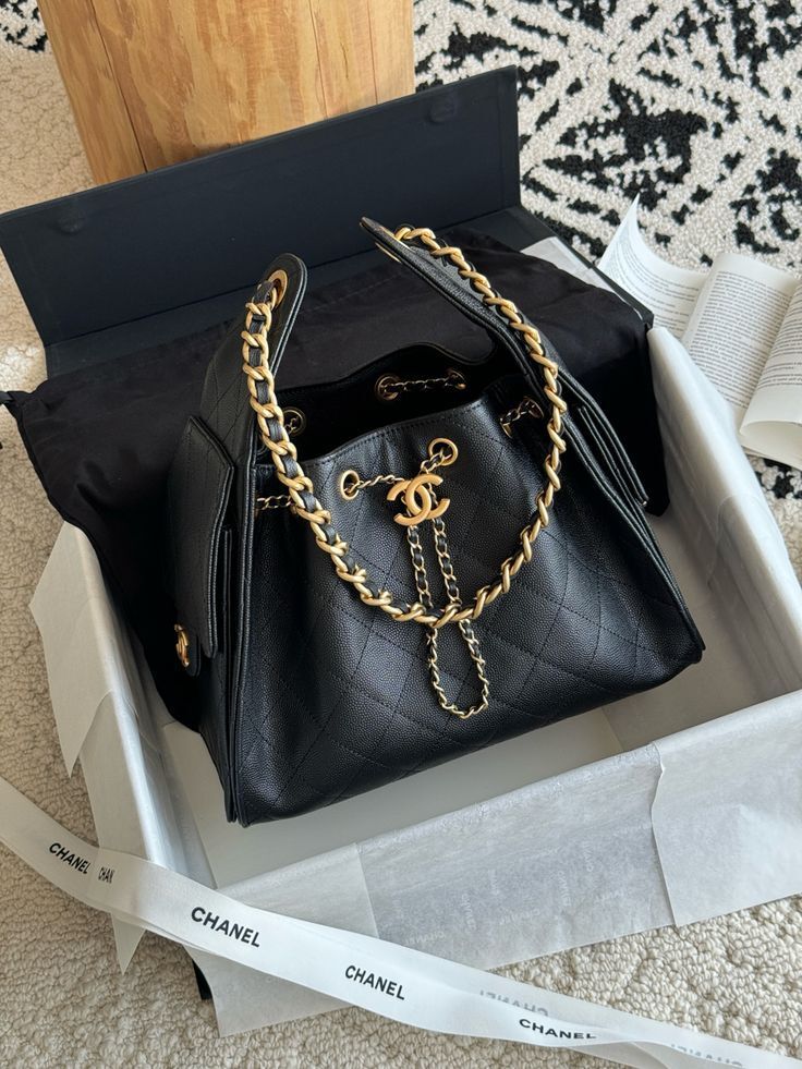 Chanel 25 Hobo Caviar Quilted Handbag Pakistan