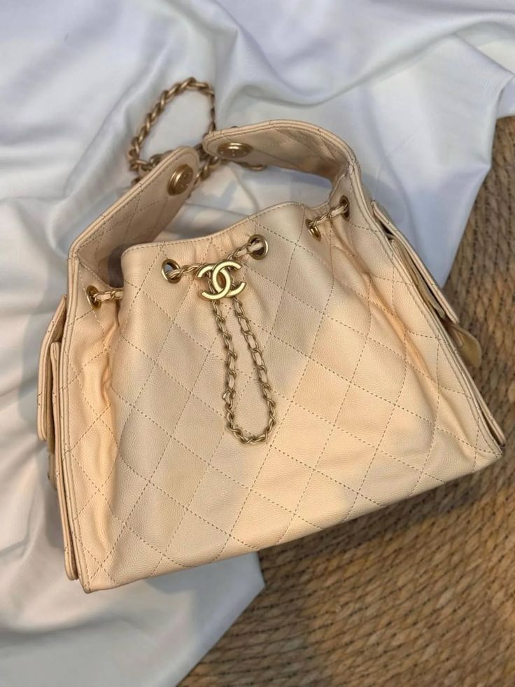 Chanel 25 Hobo Caviar Quilted Handbag Pakistan