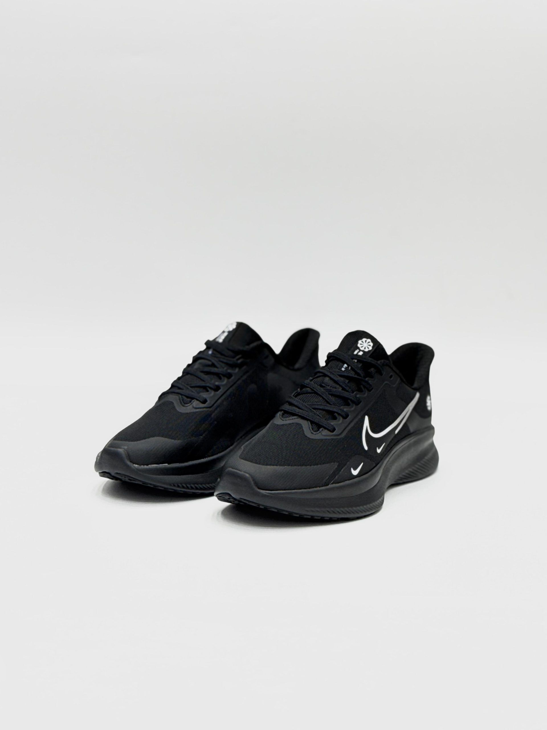 Nike Zoom Shoes Price in Pakistan