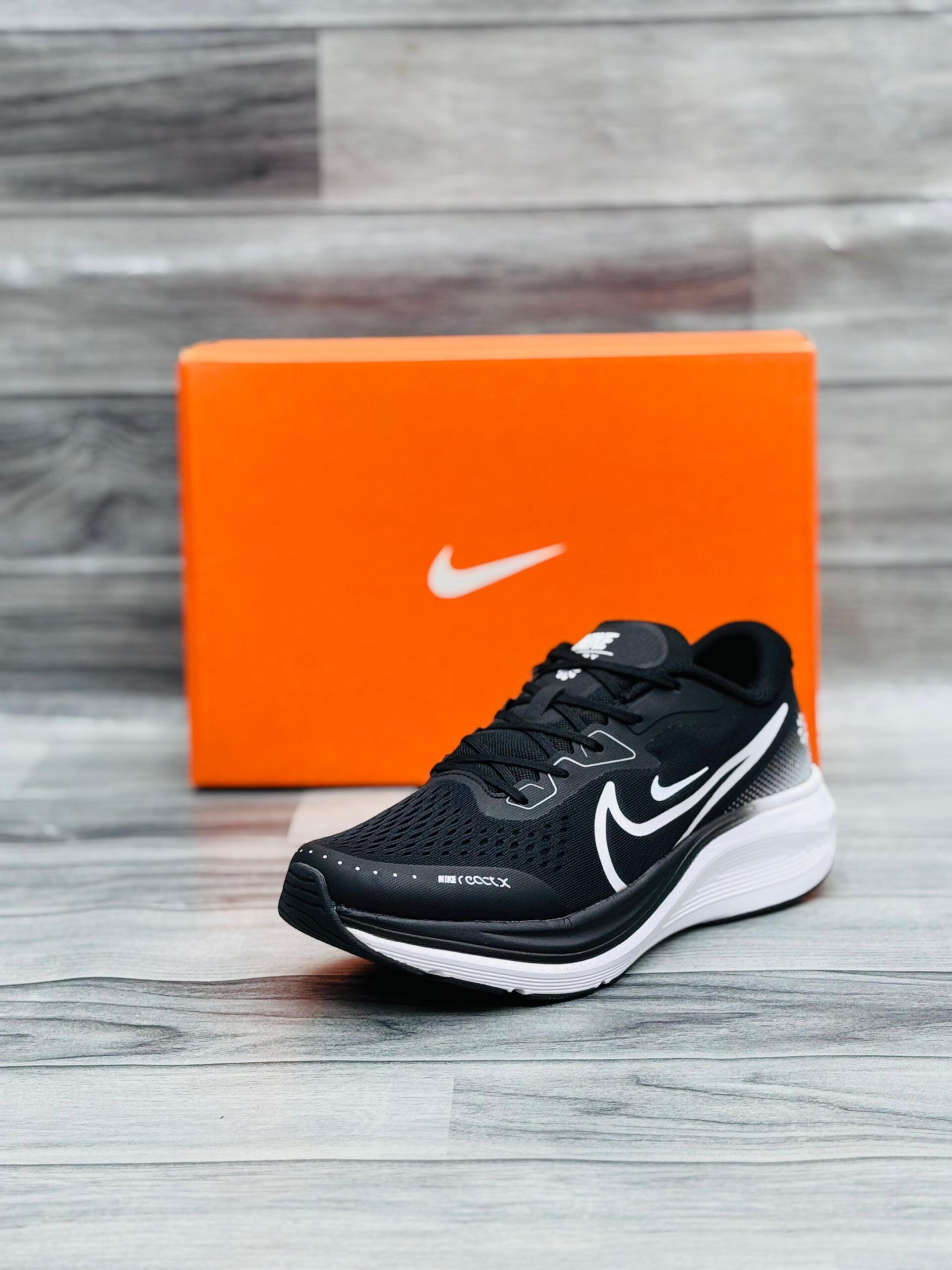 Nike Air Alpha Zoom Runners