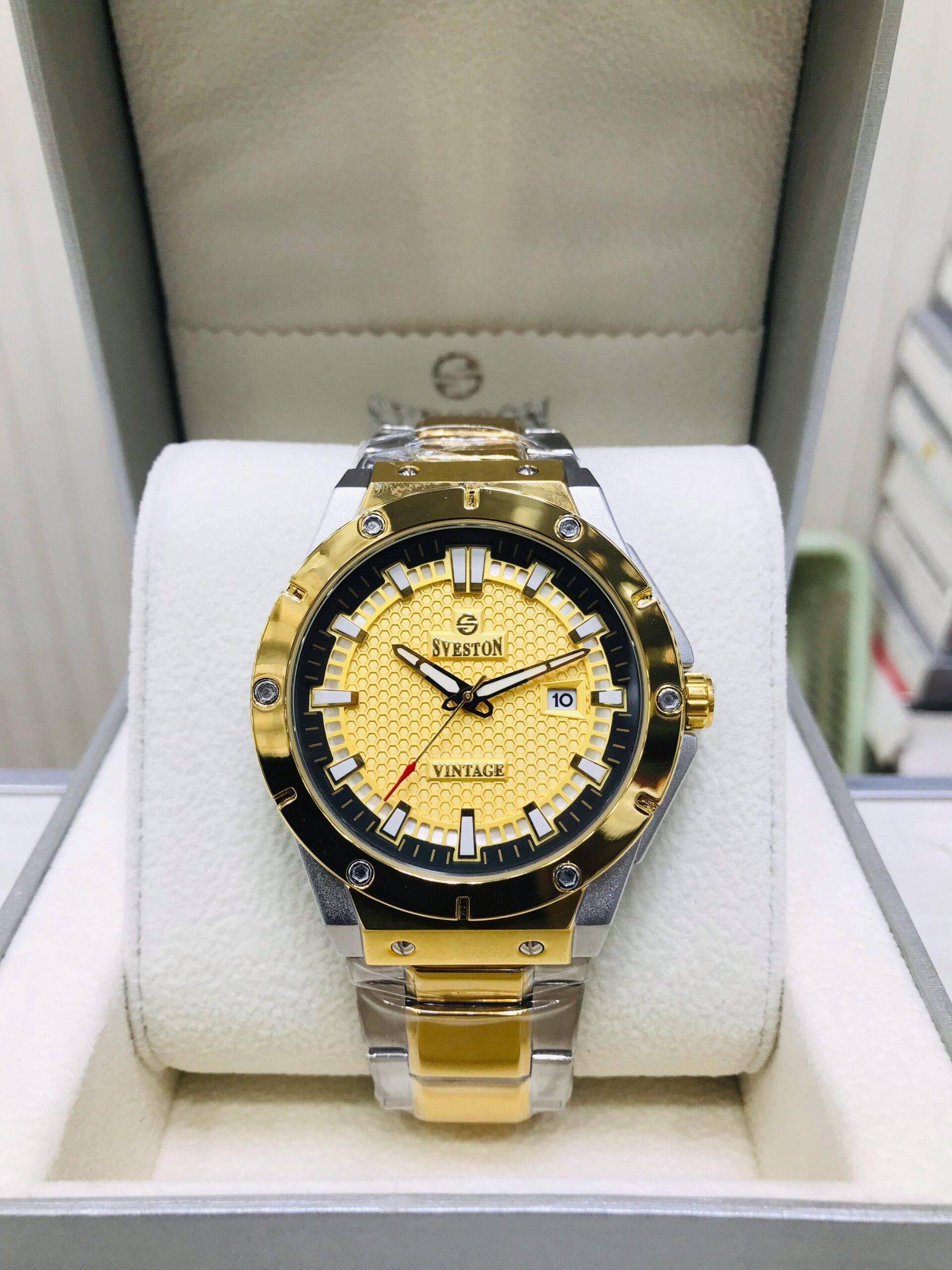 Sveston SV-9328 stainless steel watch for men by Shop2Door Store.