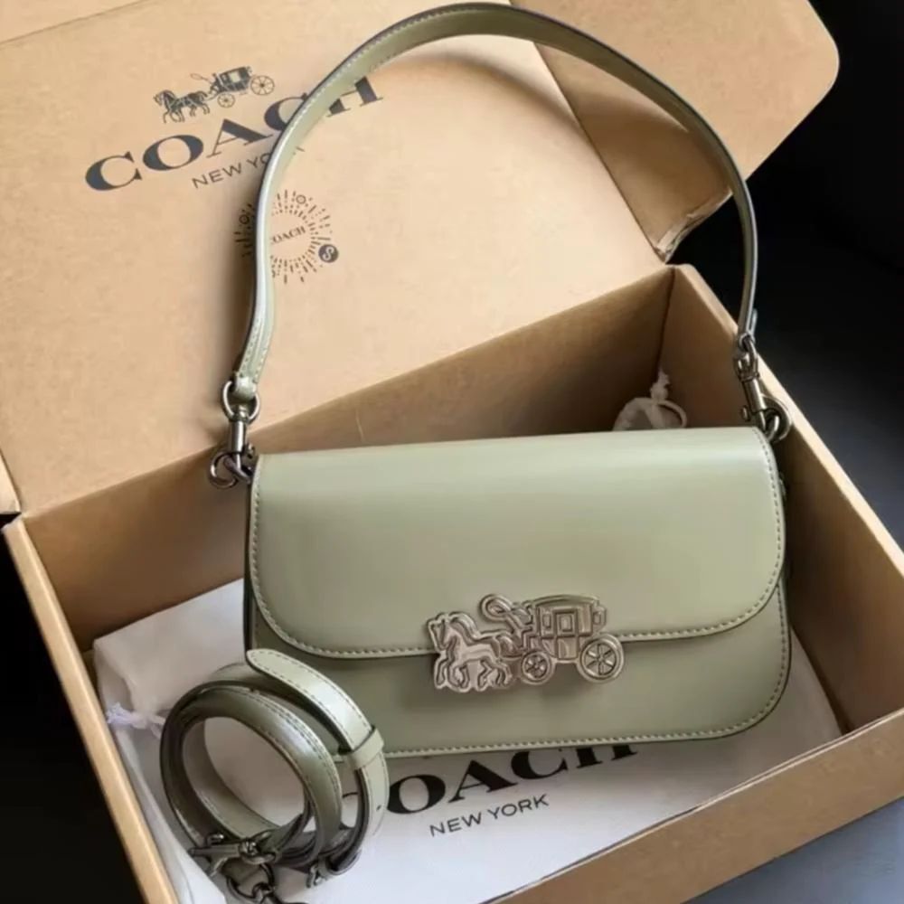 COACH Harper Shoulder Bag Pakistan
